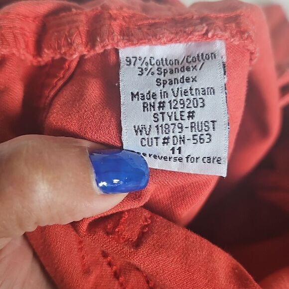 Women's Red High-Waist Pants - Picture 3 of 16